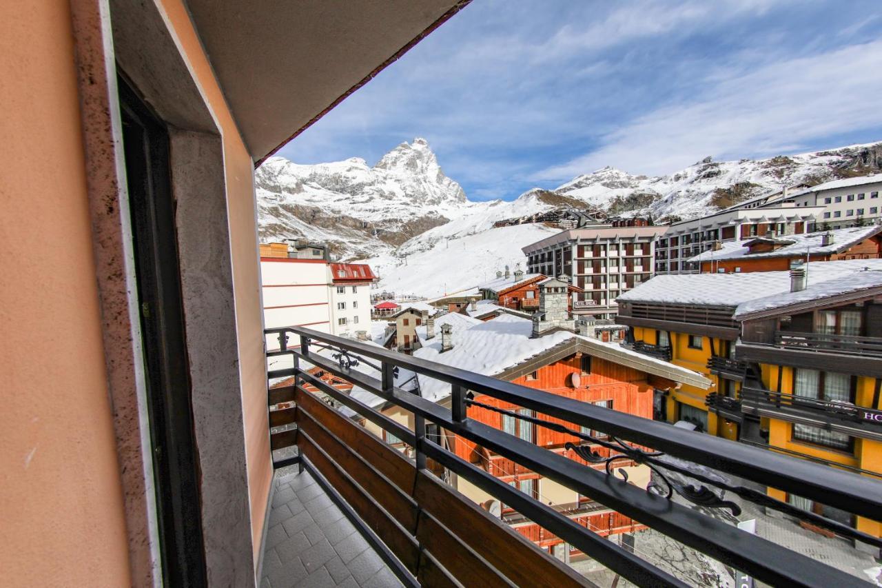 Hotel Sporting Breuil-Cervinia Exterior foto